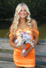Load image into Gallery viewer, Stylish Sheath Off the Shoulder Pink Short Homecoming Dress with Ruched