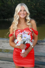 Load image into Gallery viewer, Stylish Sheath Off the Shoulder Pink Short Homecoming Dress with Ruched