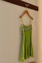 Load image into Gallery viewer, Stylish A Line Spaghetti Straps Green Satin Short Homecoming Dress with Tassels