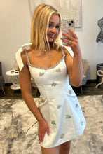 Load image into Gallery viewer, Stylish A Line Spaghetti Straps White Satin Short Homecoming Dress with Beading Embroidery