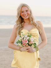 Load image into Gallery viewer, Stylish A Line Sweetheart Light Green Satin Short Homecoming Dress
