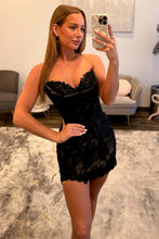 Load image into Gallery viewer, Stylish Bodycon Sweetheart Black Corset Short Homecoming Dress with Lace