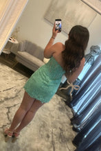 Load image into Gallery viewer, Stylish Bodycon Sweetheart Black Corset Short Homecoming Dress with Lace