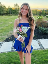 Load image into Gallery viewer, Stylish Sheath Strapless Royal Blue Short Homecoming Dress with Ruffles

