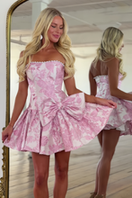 Load image into Gallery viewer, Trendy A Line Strapless Pink Short Homecoming Dress with Pearls Bowknot