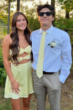 Load image into Gallery viewer, Trendy A Line Sweetheart Yellow Short Homecoming Dress with Keyhole
