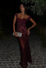 Load image into Gallery viewer, Chic Mermaid Sweetheart Burgundy Long Prom Dress with Lace