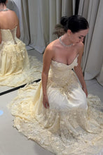 Load image into Gallery viewer, Gorgeous A Line Sweetheart Light Yellow Lace Prom Dress with Structured Bodice