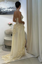 Load image into Gallery viewer, Gorgeous A Line Sweetheart Light Yellow Lace Prom Dress with Structured Bodice