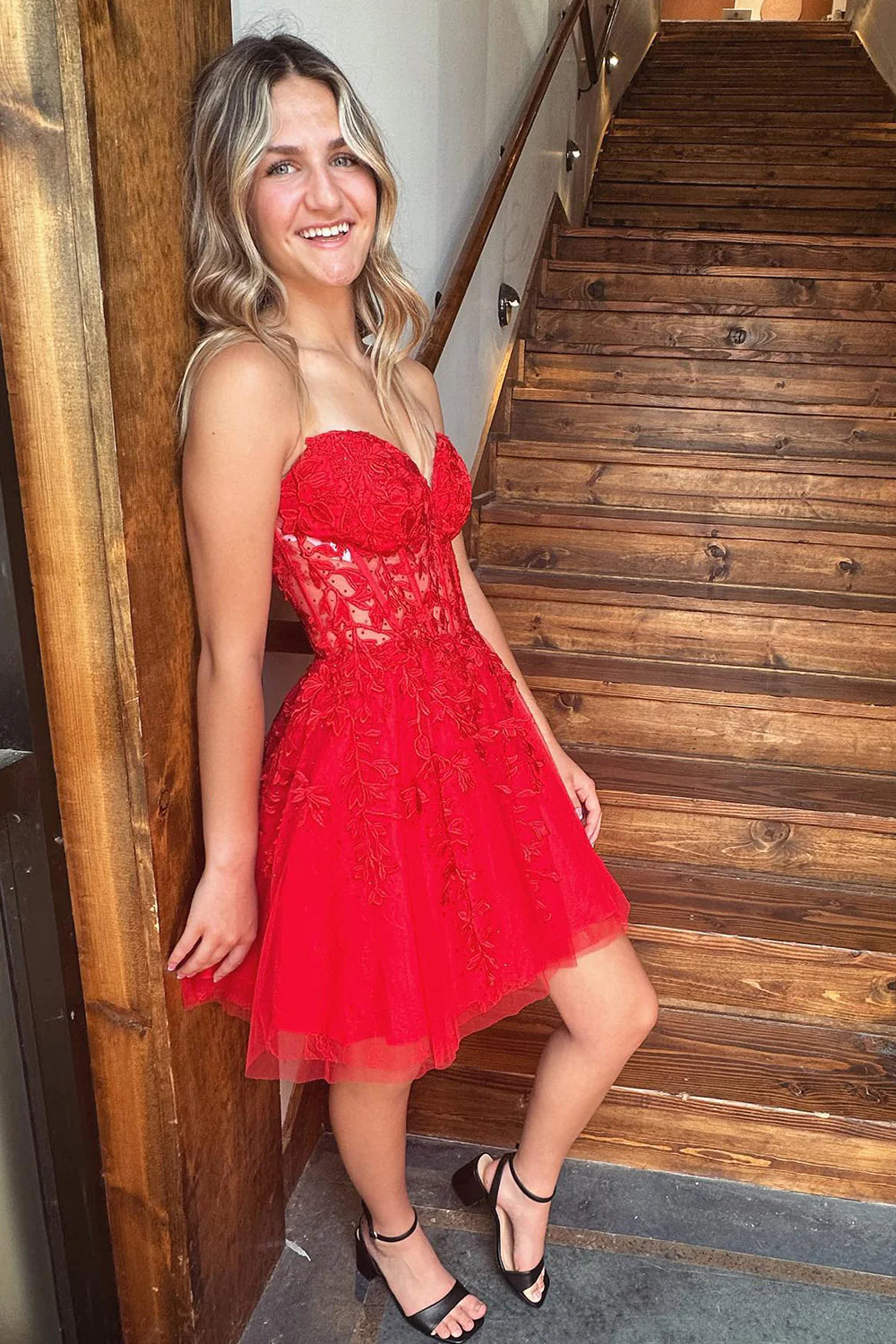 Luuvis A-Line Strapless Lace Up Short Tulle Homecoming Dress with Appliques
