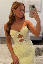 Load image into Gallery viewer, Trendy Mermaid Sweetheart Yellow Long Prom Dress with Appliques