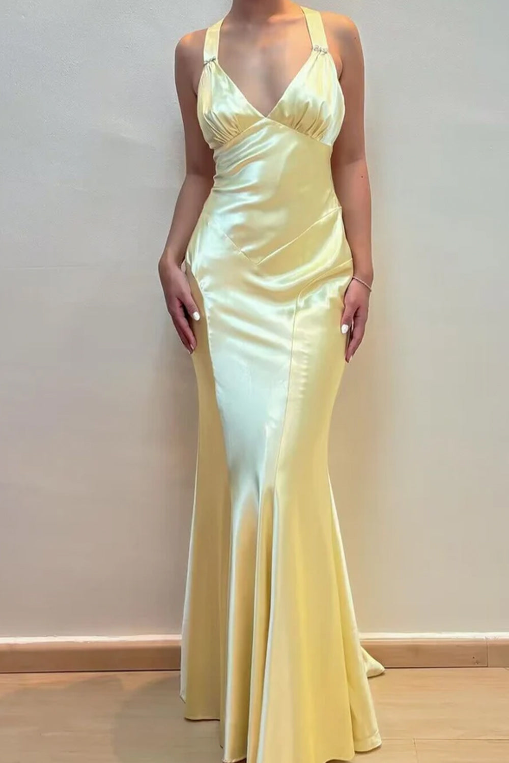 Simple Sheath V Neck Yellow Long Prom Dress with Open Back