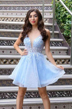 Load image into Gallery viewer, A Line Spaghetti Straps Homecoming Dress With Applique

