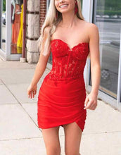 Load image into Gallery viewer, Black Sweetheart Lace Top Short Tight Hoco Party Dress
