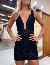 Load image into Gallery viewer, Bodycon Deep V-Neck Homecoming Party Dress With Appliques
