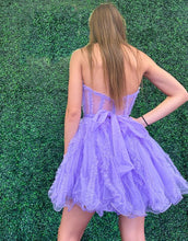 Load image into Gallery viewer, Cute Strapless Tulle A-Line Homecoming Dress With Belt
