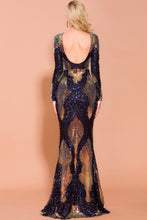 Load image into Gallery viewer, Mermaid Long Sleeves Prom Dress With Sequin Applique
