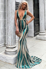 Load image into Gallery viewer, Sexy Mermaid Sweap Train Deep V Neck Prom Dress