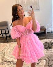 Load image into Gallery viewer, Sweet A-Line Off The Shoulder Short Tulle Homecoming Dress
