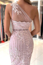 Load image into Gallery viewer, Pink One Shoulder bodycon Homecoming Dress With Belt
