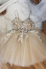Load image into Gallery viewer, Romantic Champagne Short Homecoming Dress With Applique
