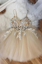Load image into Gallery viewer, Romantic Champagne Short Homecoming Dress With Applique